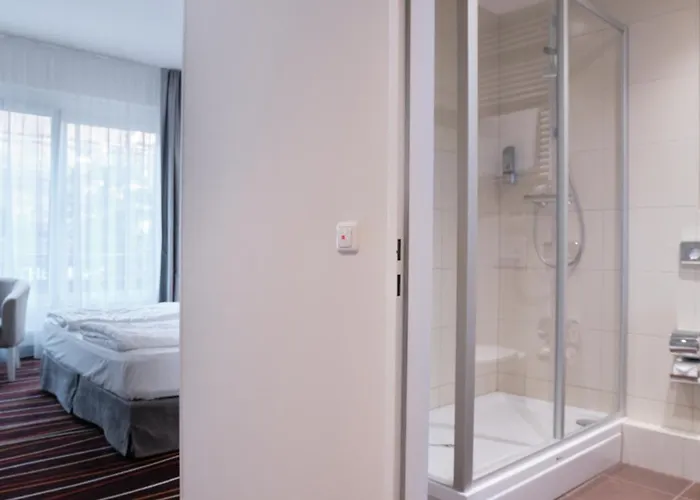 Yors Hotell